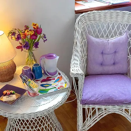 Glicine Bed & Breakfast