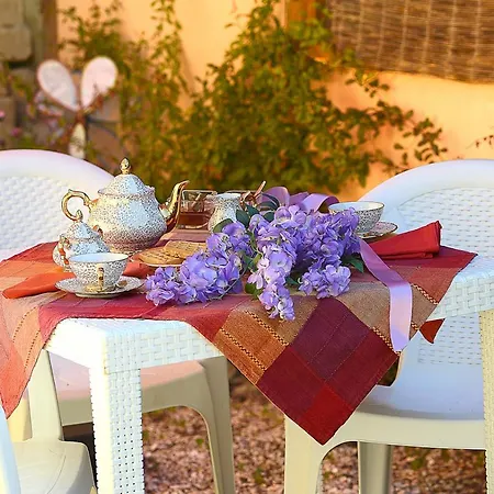 Bed & Breakfast Glicine