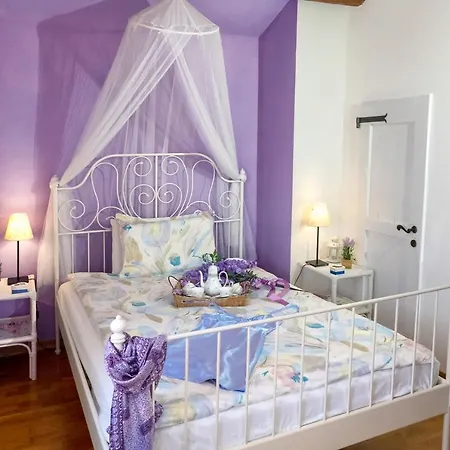 Bed & Breakfast Glicine
