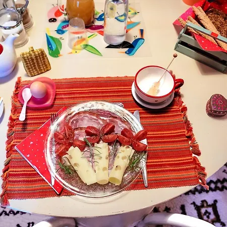 Glicine Bed & Breakfast 4*